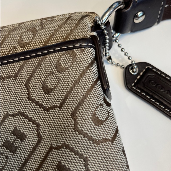 NWOT Coach Tan and Brown crossbody bag - Picture 5 of 13